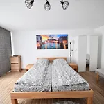 Apartament Center